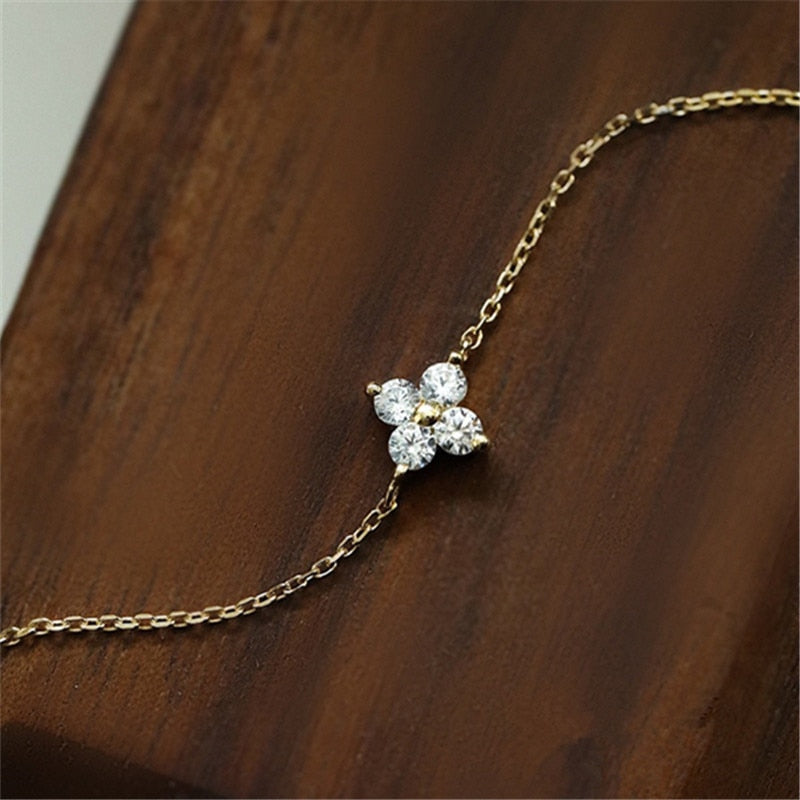 Pulseira de prata 925 com flor.